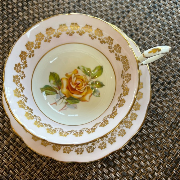 Tea Cup and Saucer. Light Pink Border with Yellow Rose
Center Hammersley Tea - Picture 4 of 11